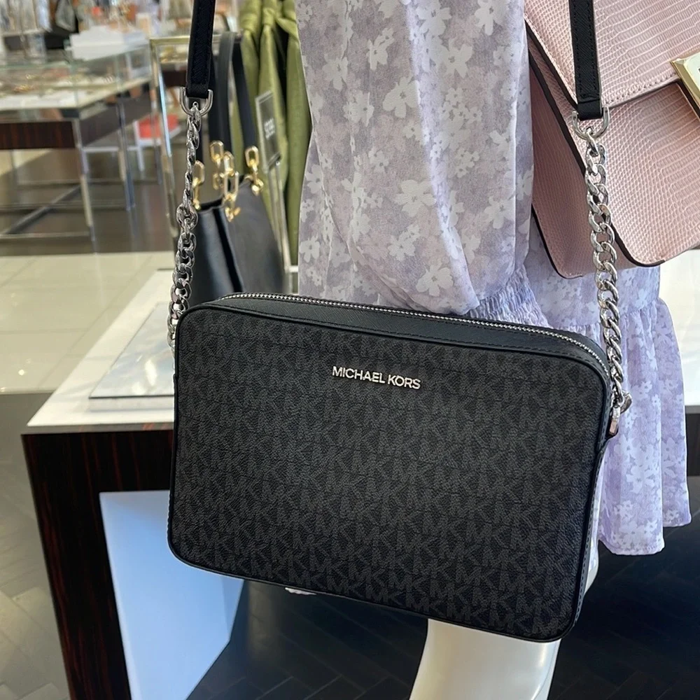 Michael Kors Jet Set Item Large East West Zip Crossbody Black - Picture 15 of 16